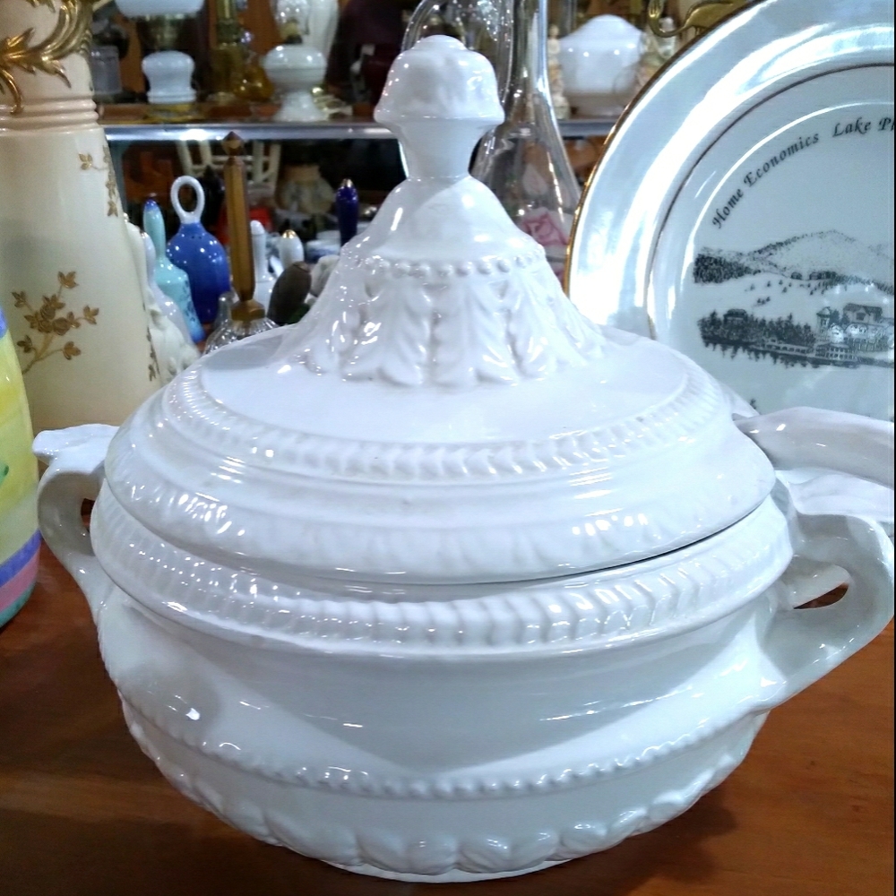 Vintage Alacobaba Soup Tureen